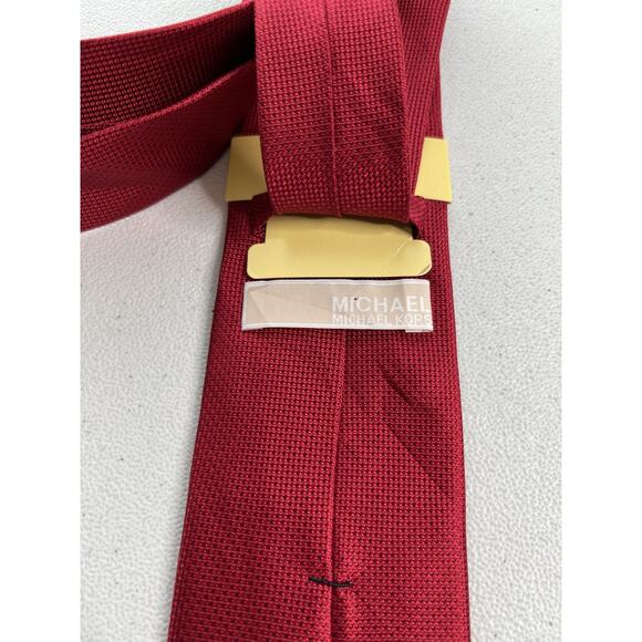 Michael Kors Solid Red Woven Pattern 100% Silk Tie NWOT - Picture 5 of 6